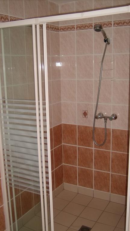 Auberge Les Muriers La Ferté-Hauterive Екстериор снимка